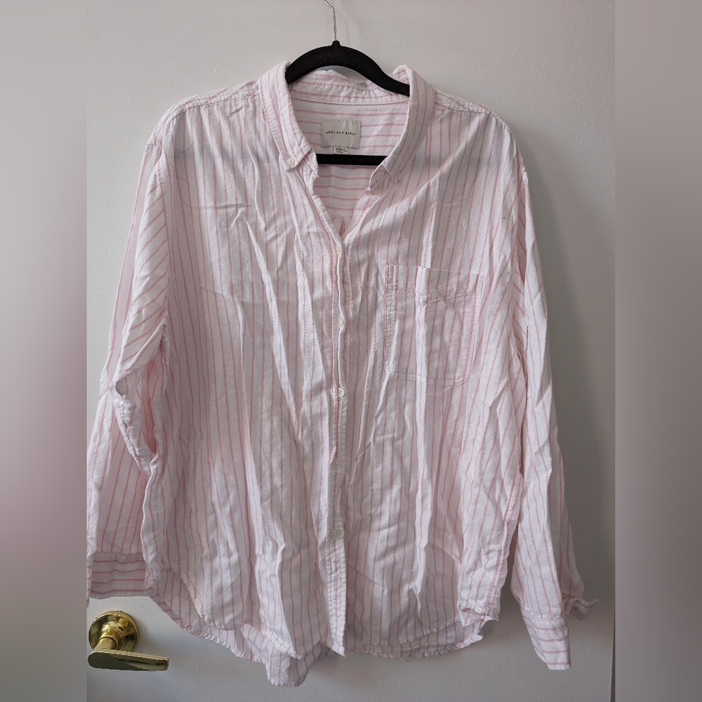 American Eagle Soft Pink Stripe Oxford Size XL